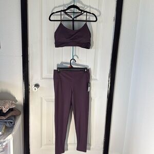 NWT 2 piece active set